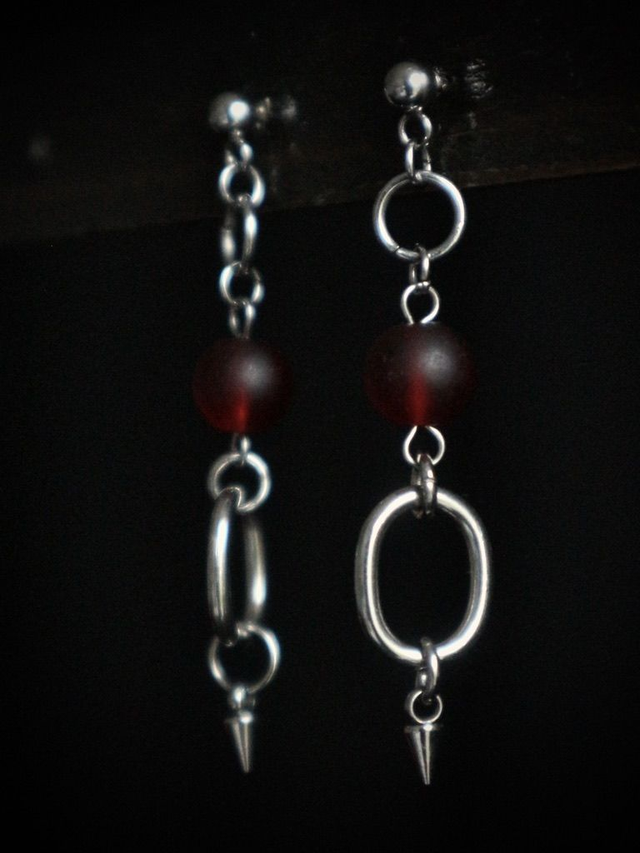 Cold Kiss Earrings