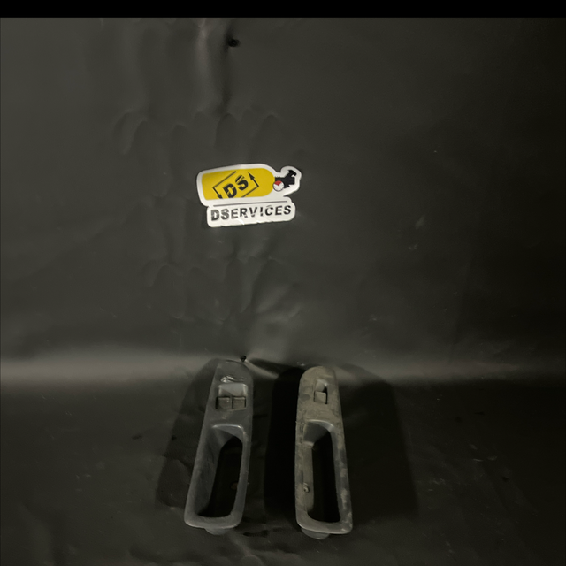 Poignée de lève vitres 