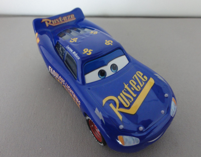 Disney Pixar Cars 3 - Fabulous Lightning McQueen