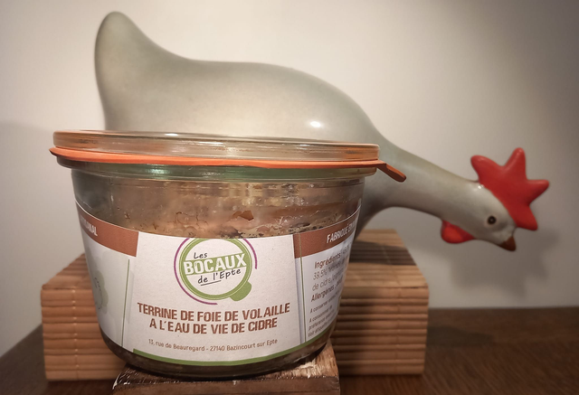 Terrine de foie de volaille à l&#039;eau de vie de cidre 