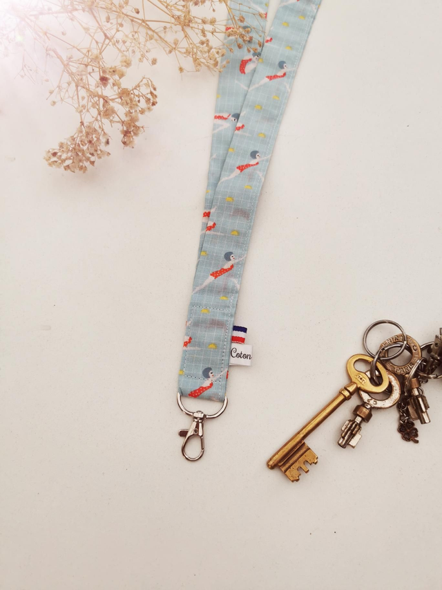 Attache clefs nageuse