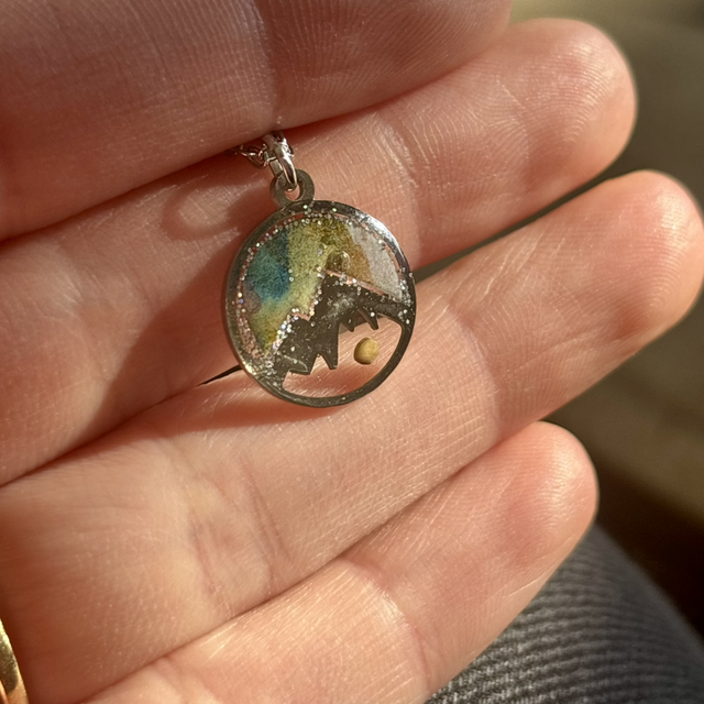 Collier argenté Montagne &amp; Graine de moutarde Vert-gris