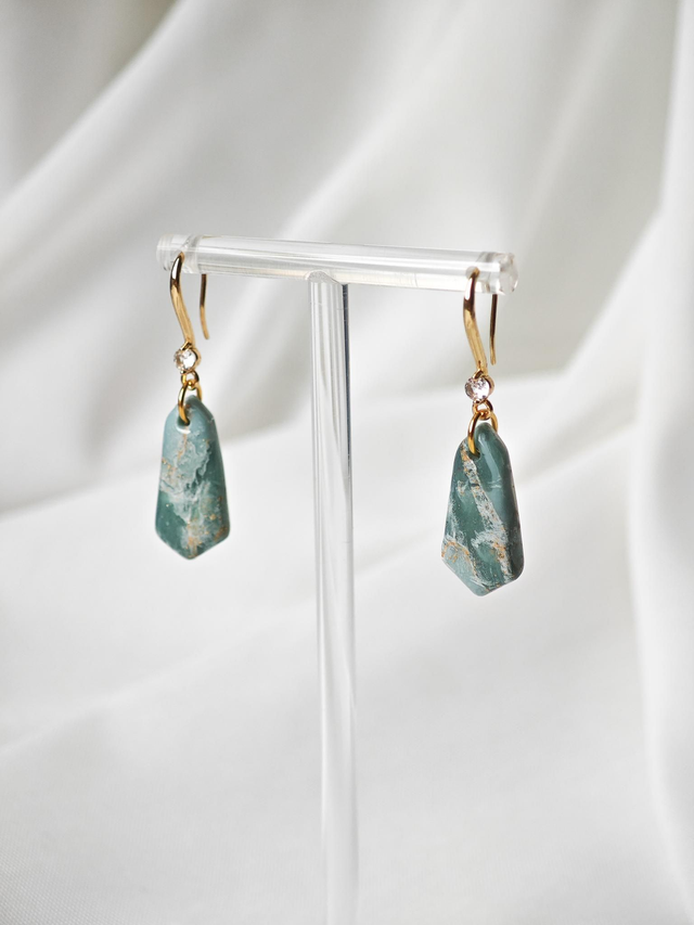 Mistic Green - Viseči karo uhani na pozlačeni nerjaveči osnovi