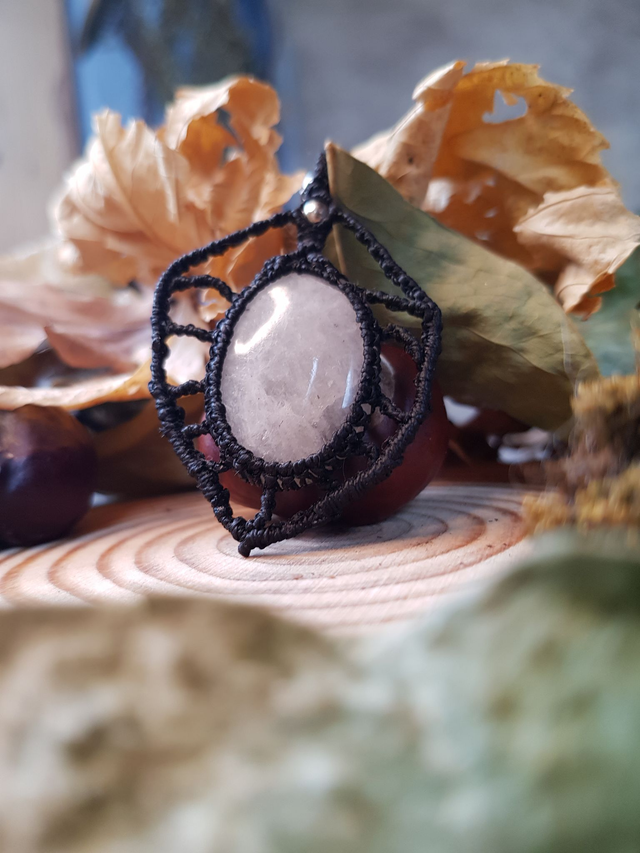 Pendentif &quot;Feuille&quot; Noir