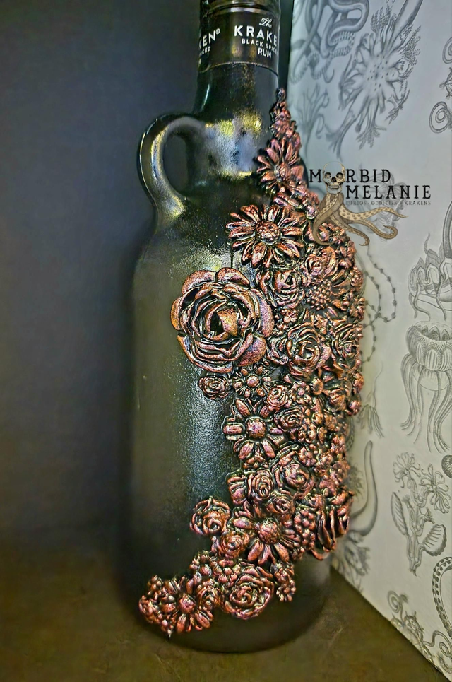 Kraken Flower Bottle 