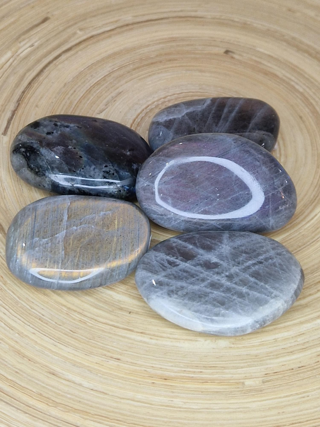 Labradorite (reflets chauds) - Galet