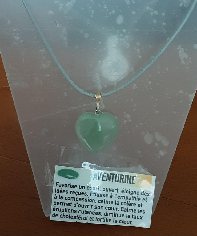 Aventurine cœur avec cordon 
