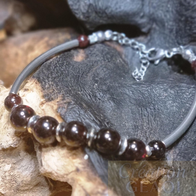 Jumelle élégante Grenat