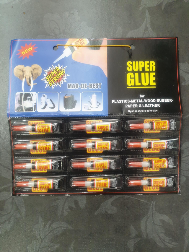12 Super Glue 