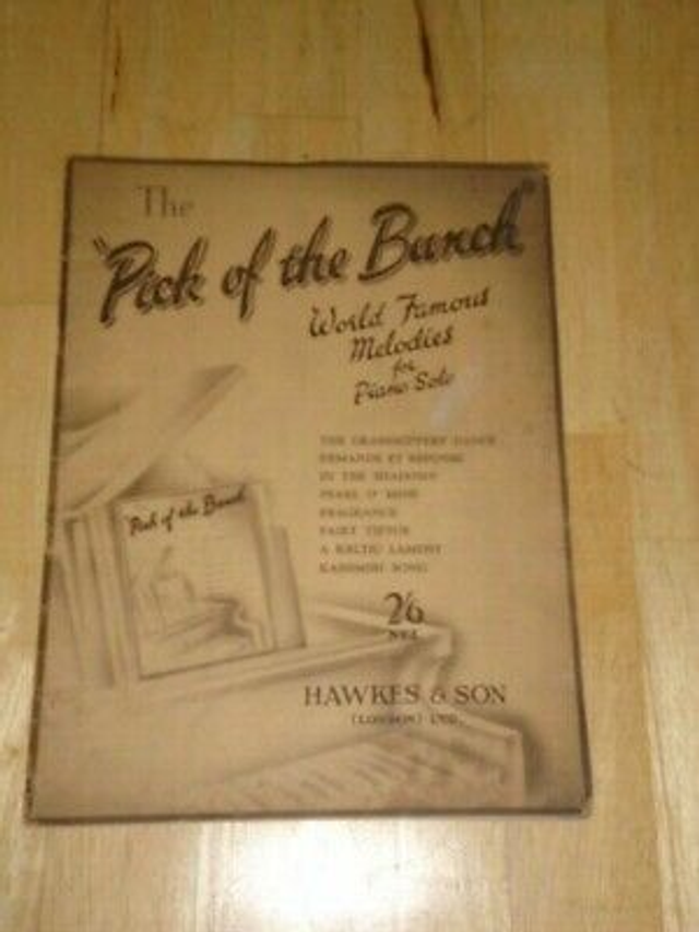 Pick of the Bunch World Famous Melodies for Piano Solo