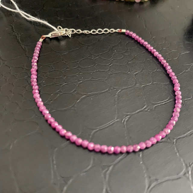 Bracelet en argent et Grenat facetté réglable 