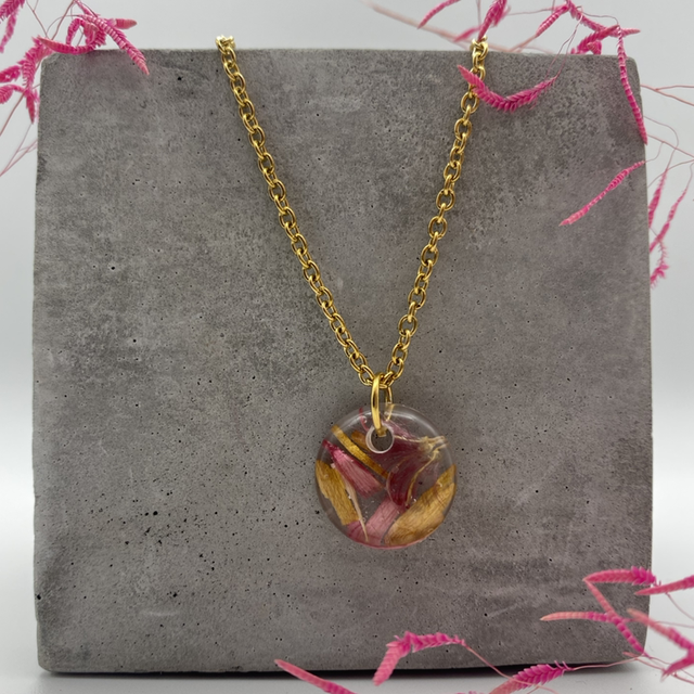 Collier gerbera rose