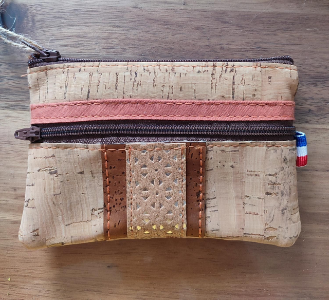 Porte monnaie deux poches dentelle métallique