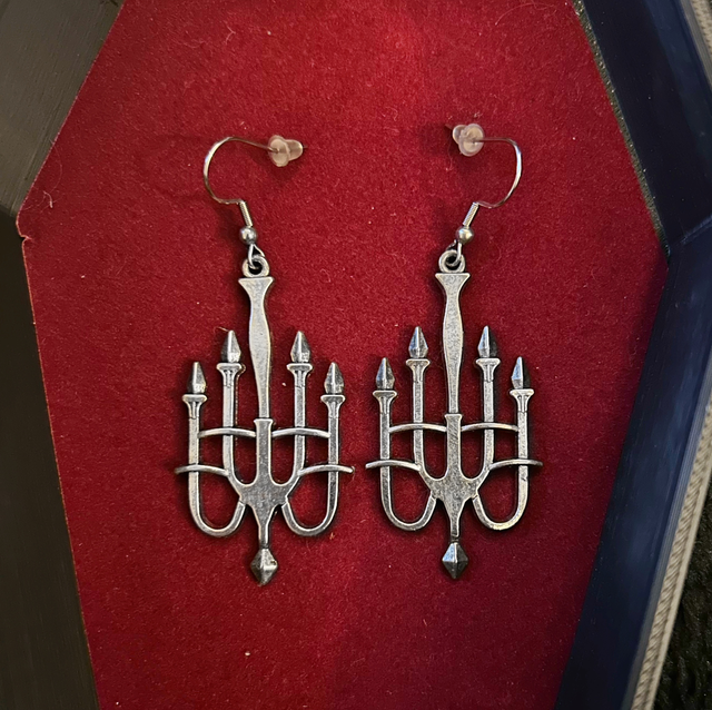 Chandelier earrings 