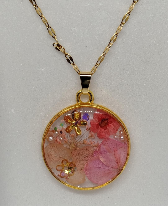 Collier pendentif Izia coloris rose doré