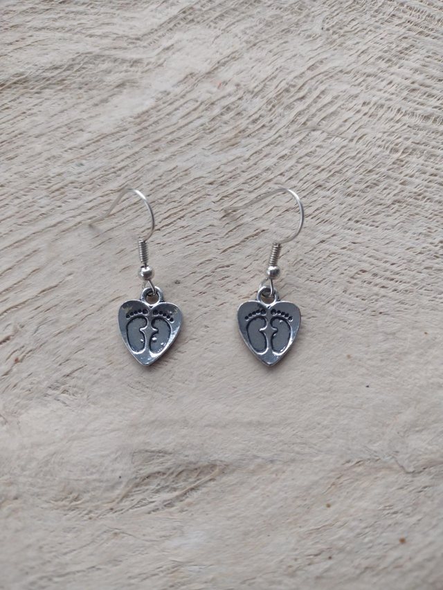 Footprints silver earrings 