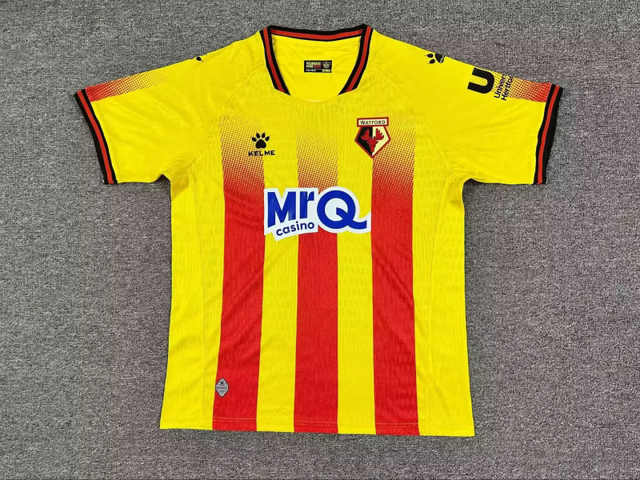 Primera equipación Watford 25, 26