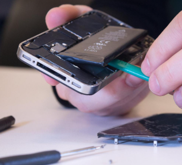 Akku tausch für alle Modelle / iPhone / Samsung / etc. 