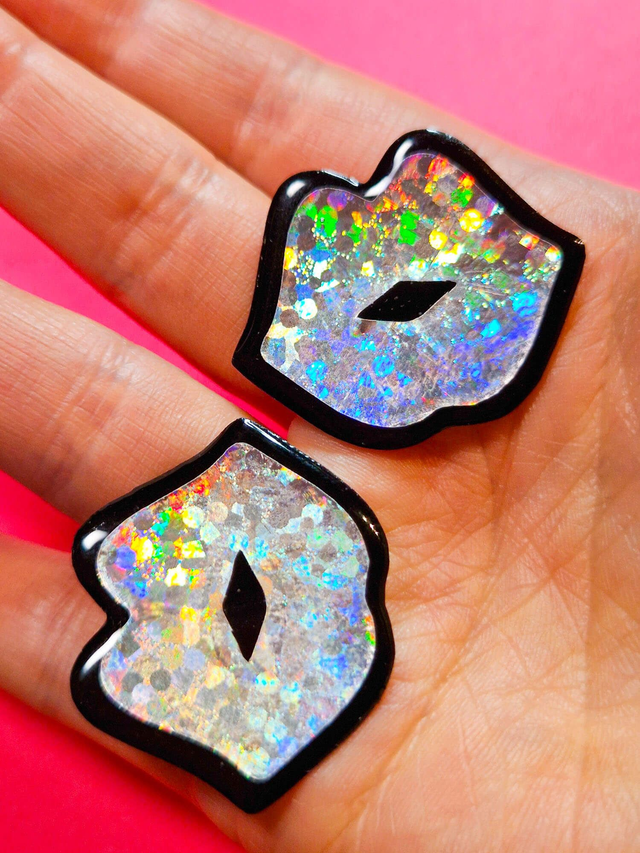 Kiss holografiset nappikorvakorut