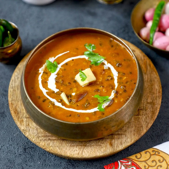 Dal Makhani – (500cc box)