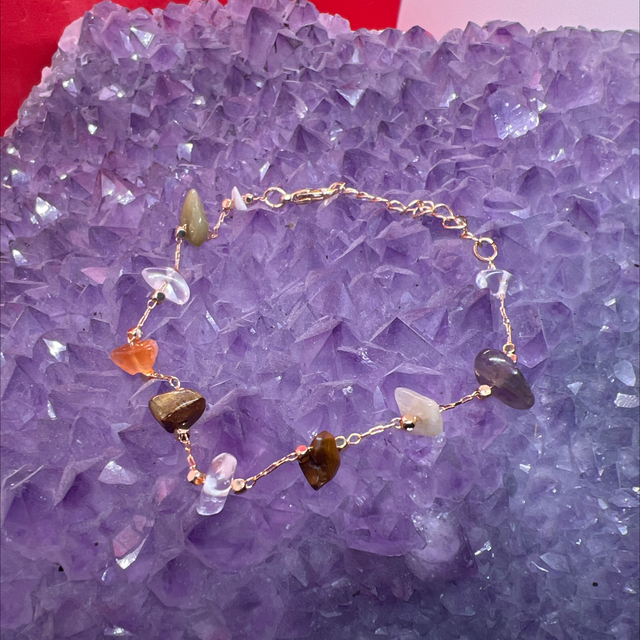 Bracelet en pierres naturelles - Élégance et énergie 