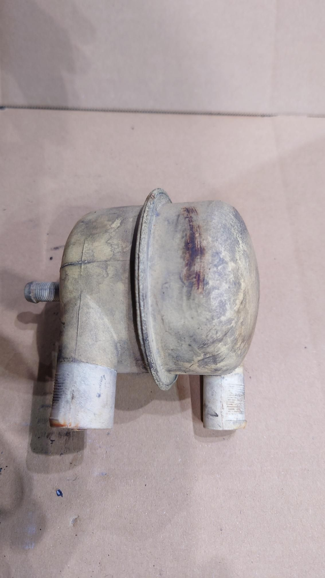 U25 engine 2.5 diesel swirl pot used