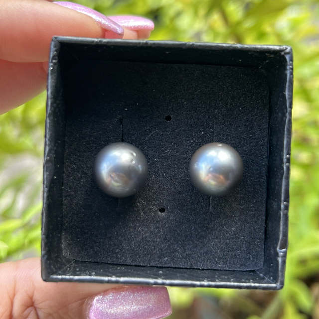 Clous d’oreilles Grosses perles 2 