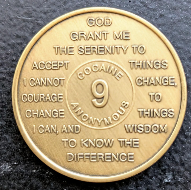 9 jaar metal coin