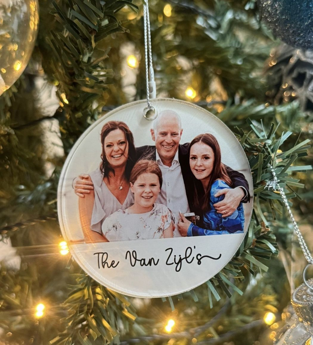 Beautiful Family Christmas Decoration 