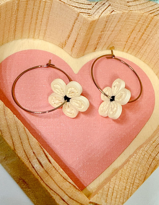 Boucles d'oreilles Créoles florales