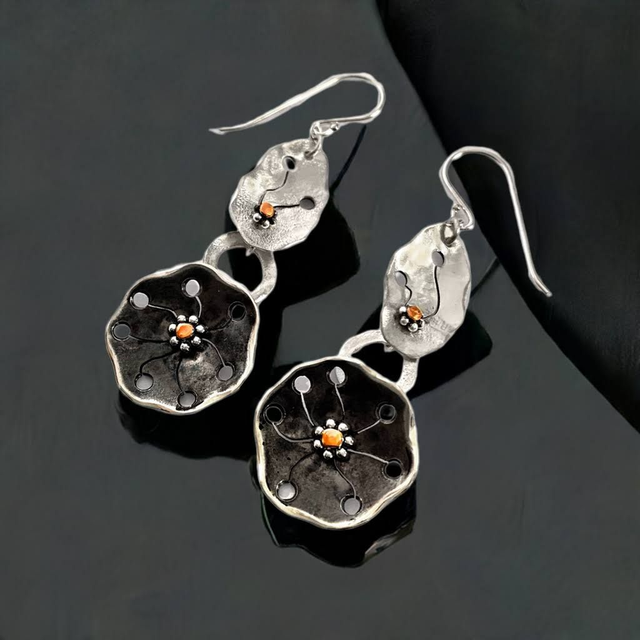 Pendientes largos de plata 925 y detalles con bolas de cobre