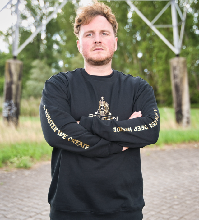 Sweatshirt „Insomnia“ schwarz (Handmade)