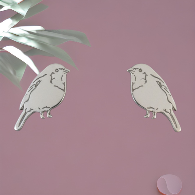 Silver robin stud earrings 