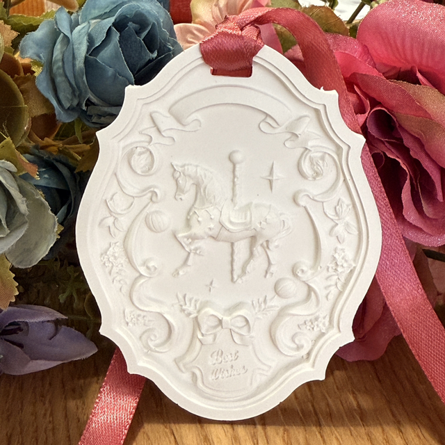 Gesso Perfumado. Placa com Cavalo