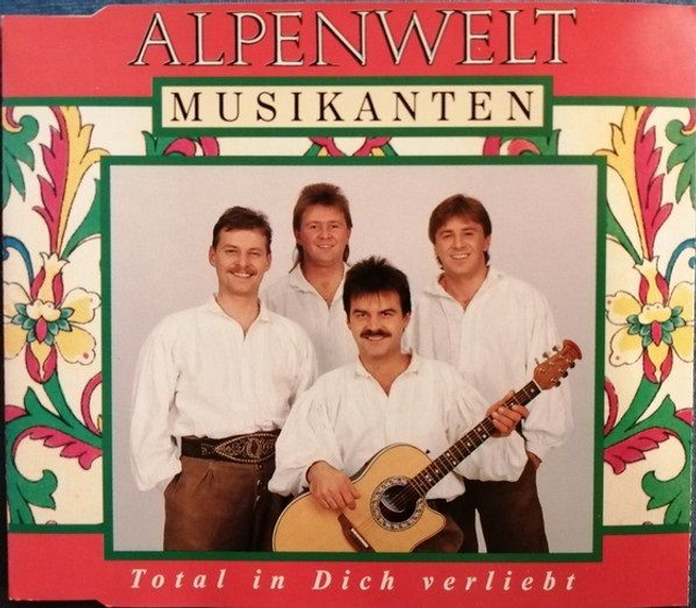 Alpenwelt-Musikanten ‎– Total In Dich Verliebt Audio CD