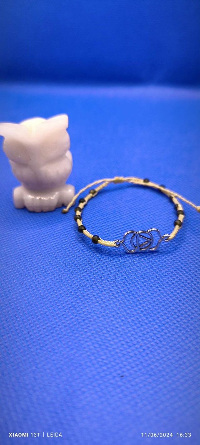 Bracelet chakra jaune pâle avec perle en obsidienne doré 