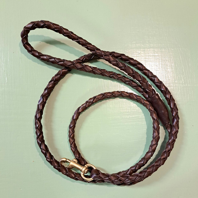 Talutushihna, tummanruskea salmiakkipunos