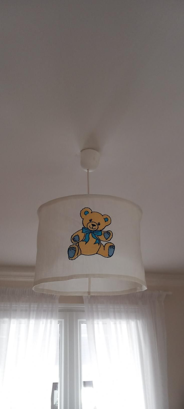  Abat jour  suspension en lin blanc brodé .Broderie Ourson. lampe de plafond pour chambre enfant. Création France