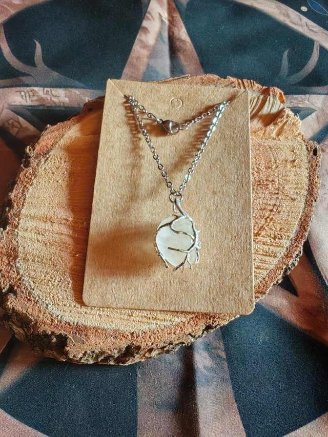 Pendentif cristal de roche 