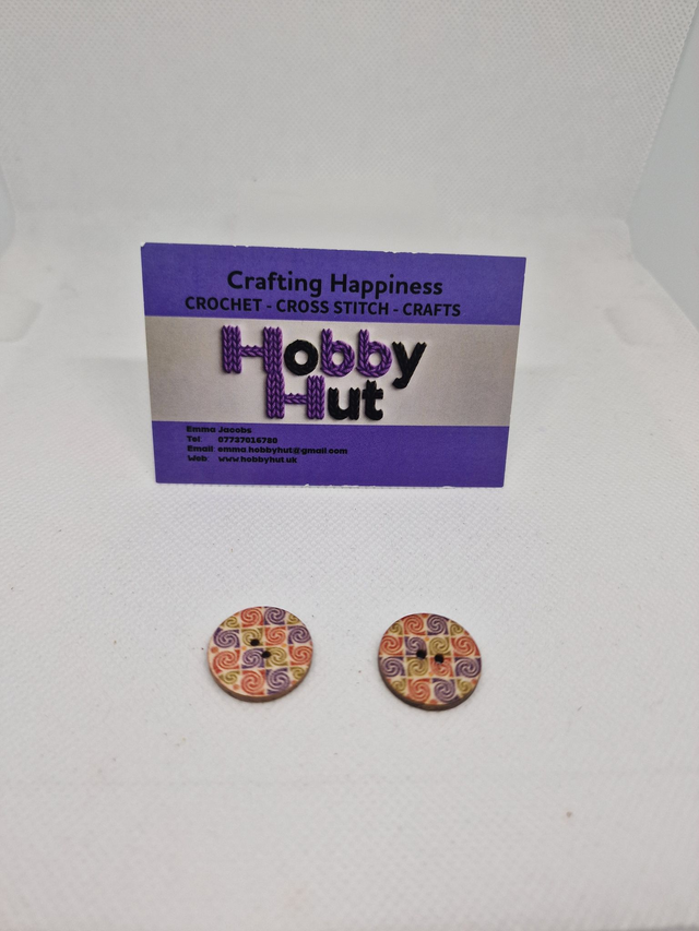 Vintage Style Buttons (19) 2cm