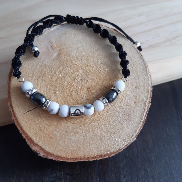Sterrenbeeld armband geknoopt Howliet - Weegschaal