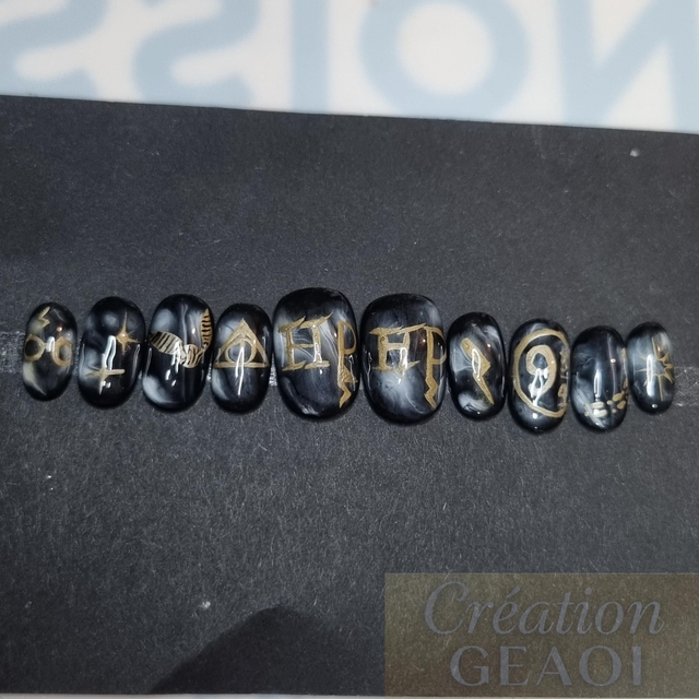 Harry Black little Oval S création sur commande délai de 7jours ouvrable