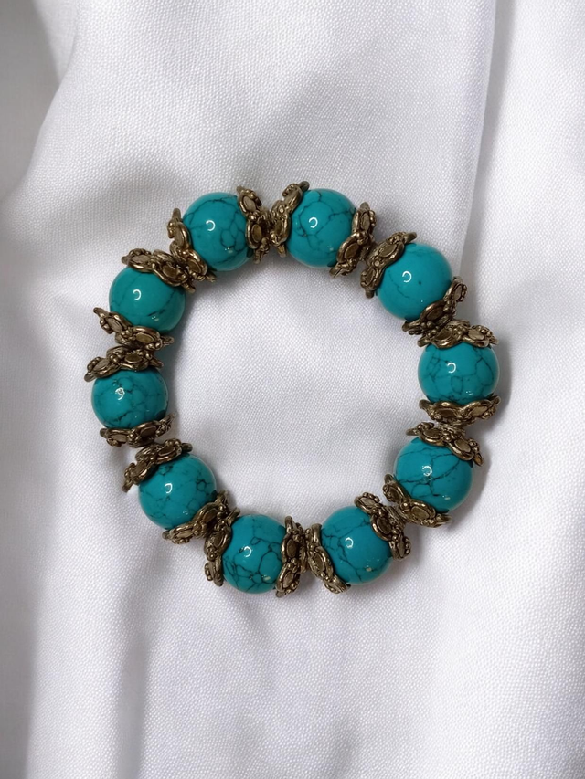Dyed Howlite Bracelet
