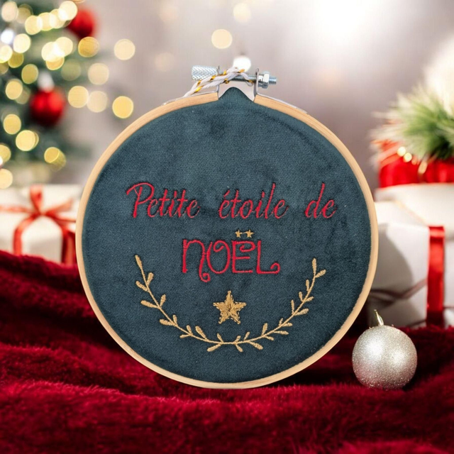 Boule de Noël personnalisée bébé – Petite étoile de Noël