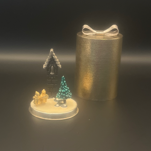 Stuart Devlin Christmas Carol Surprise Box – “Ding Dong Merrily On High” – No. 273 / 500 – Boxed