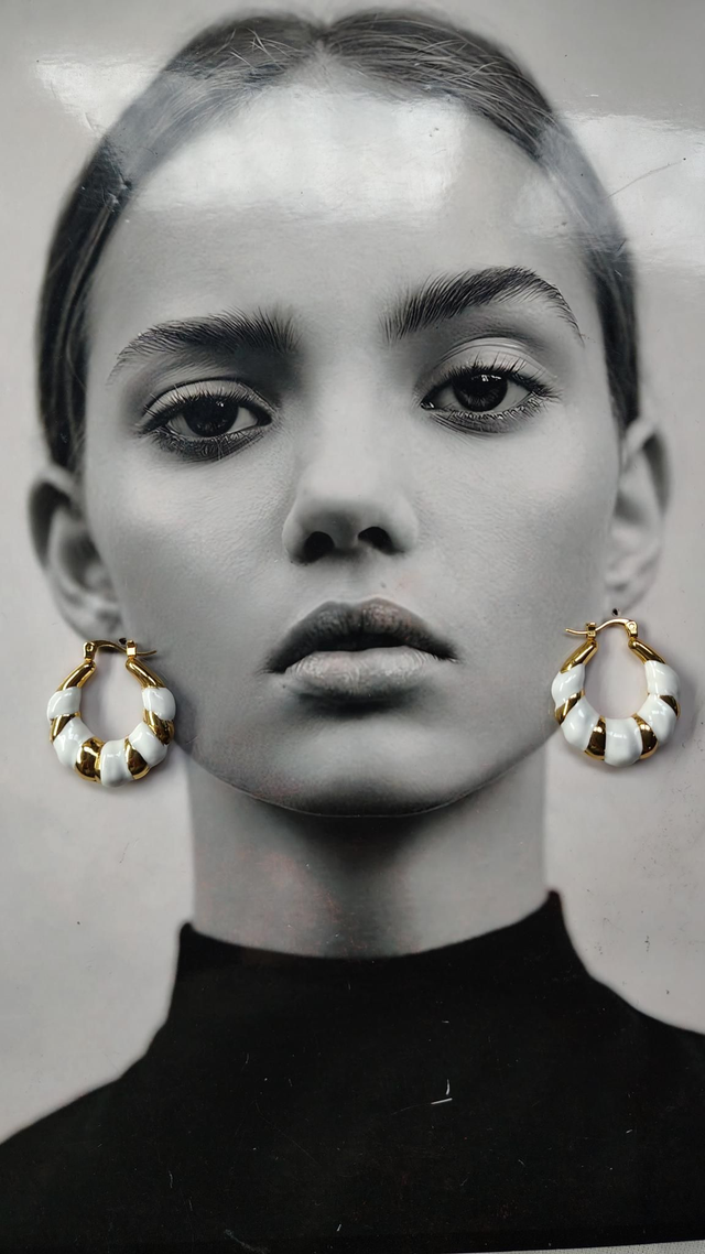 Orecchini a cerchio smaltati 