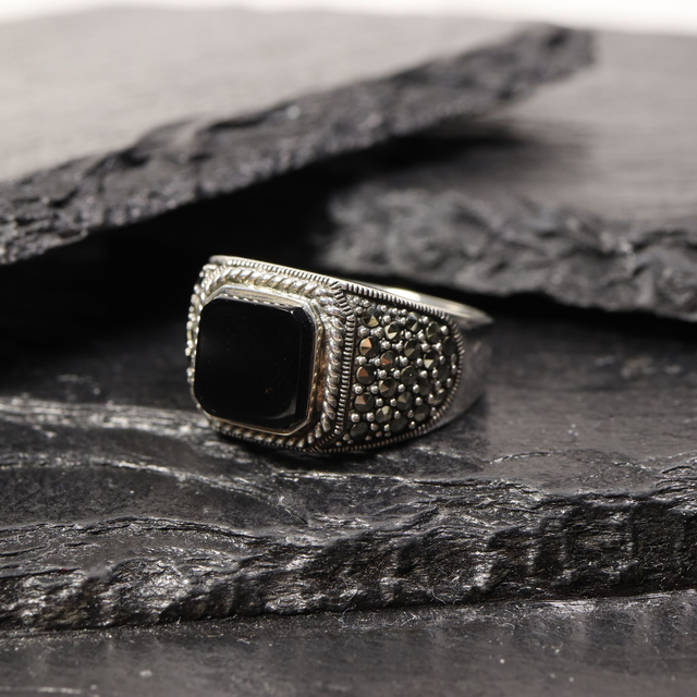 Vintage Sterling Silver 925 Art Deco Style Emerald Cut Roped Bezel Set Black Onyx Marcasite Gemstone Mens Ring Size T - 9 5/8