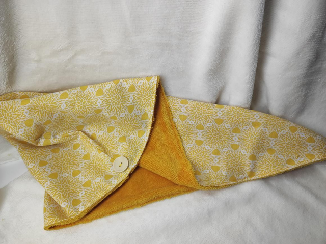 Ensemble visage et douche rosace psychédélique jaune