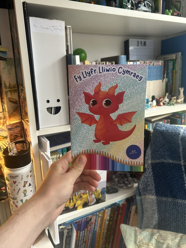 Llyfyr Lliwio Cymraeg