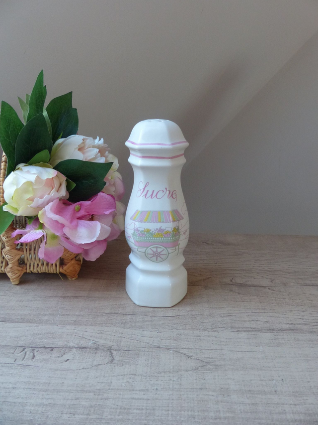 Sucrier Saupoudreuse en Céramique Décor Kiosque Marchande de Fruits Vintage Décoration bar, bistrot, crêperie, cuisine, salon de thé